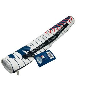 NEW! NY Yankees Insulated Can Sleeve MLB Baseball Merch